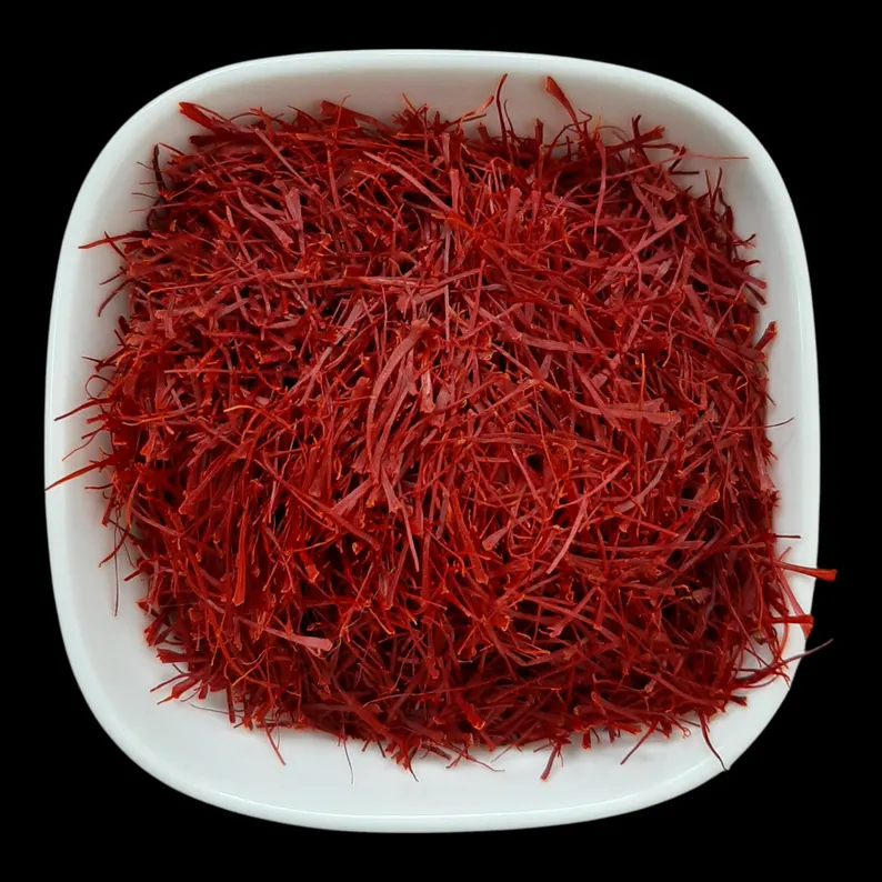 تصویر 4 از زعفران نگین طلایی اصل + عطر و طعم فراموش‌ نشدنی